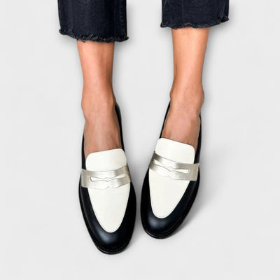 Maison Aorelle™ | Mocassins Noirs à Fini Métallique Brillant