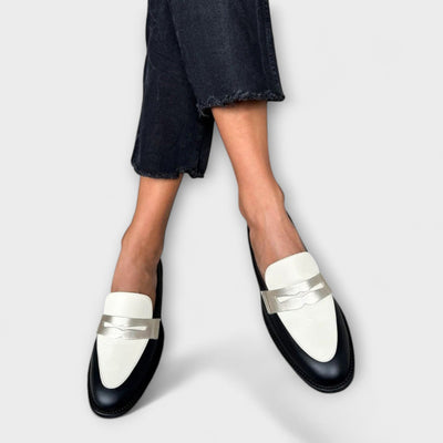 Maison Aorelle™ | Mocassins Noirs à Fini Métallique Brillant